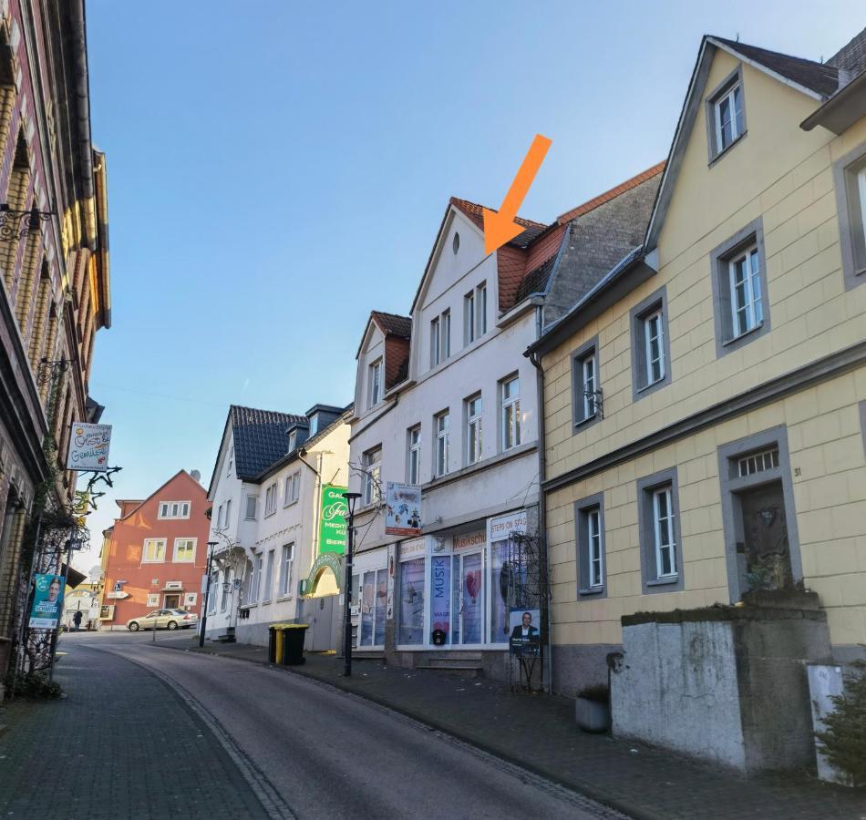 Geschmackvolle Wohnung Im Herzen Von Зинциг Экстерьер фото