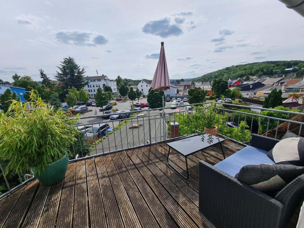 Geschmackvolle Wohnung Im Herzen Von Зинциг Экстерьер фото